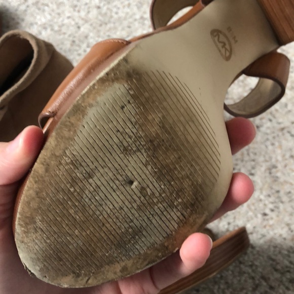 Michael kors brown heels like new size 8.5 - Picture 4 of 6